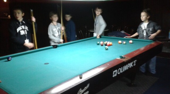 2012-02-21-12-00-01