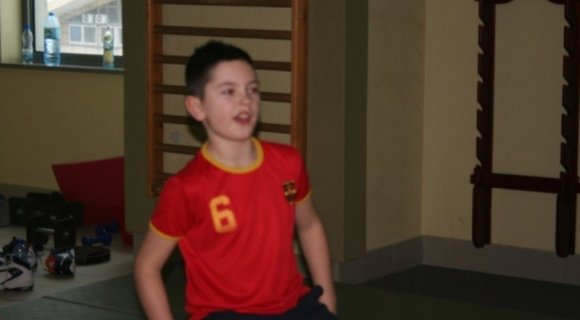 22